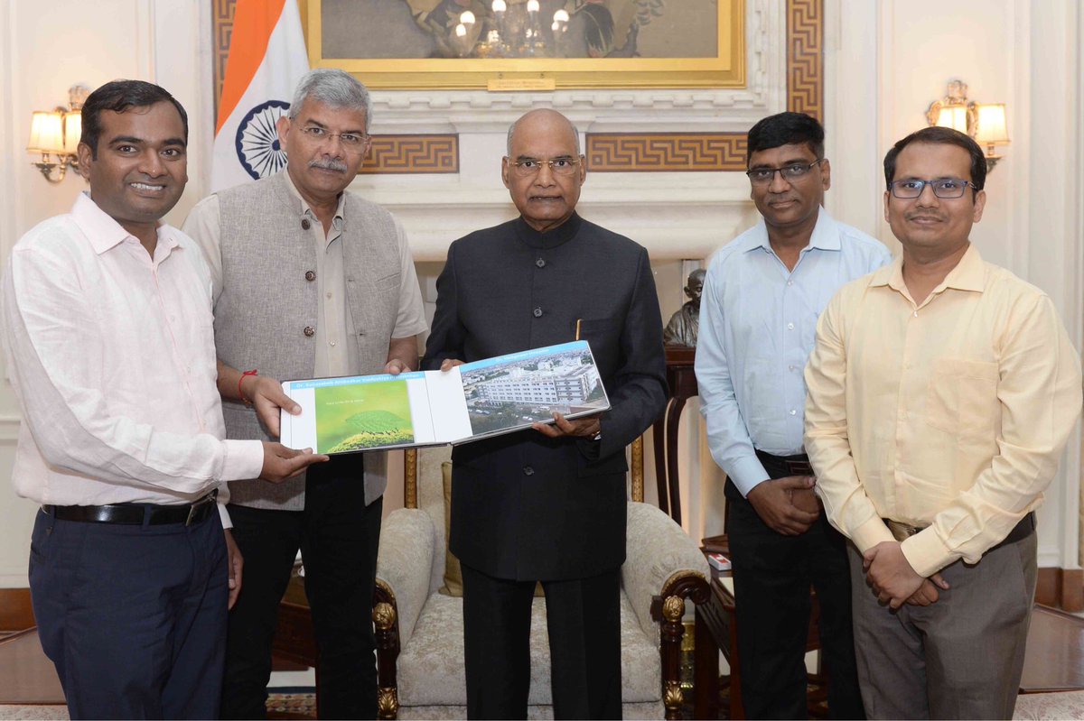 rashtrapatibhvn's tweet photo. Dr Anant B Pandhare, Secretary, Dr Babasaheb Ambedkar Vaidyakiya Pratishthan, along with others, called on President Kovind at Rashtrapati Bhavan https://t.co/7aPs18gLMQ