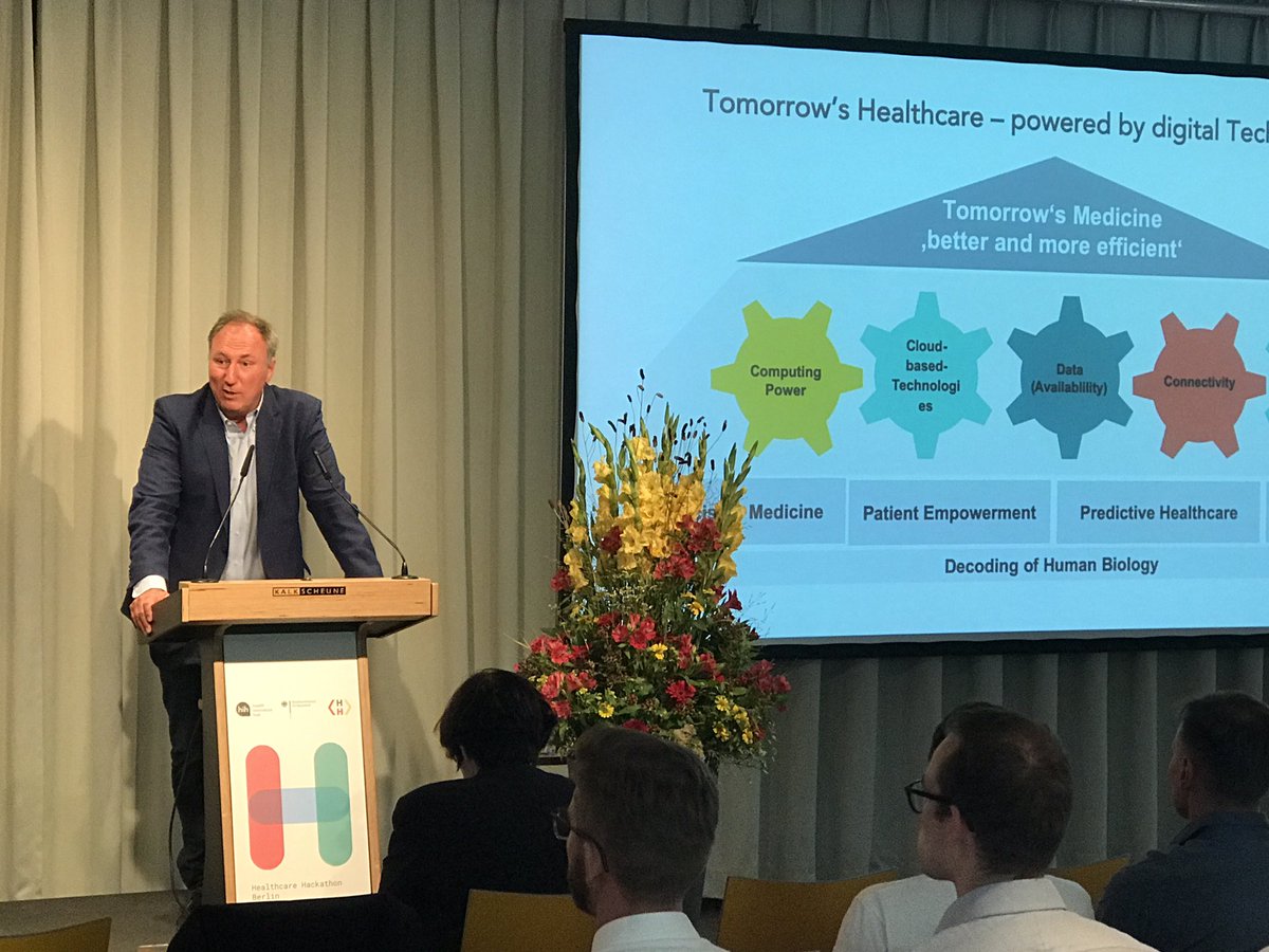 „Tomorrows Healthcare“ Jörg Debatin, Chairman des <a href="/hih2025/">hih-2025</a> des <a href="/BMG_Bund/">Bundesgesundheitsministerium</a>  Keynote in der Galerie des #healthhack19