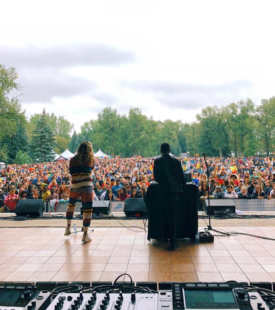 Thank you <a href="/calgarypride/">Calgary Pride</a> for bringing rainbows on a rainy day 🌈