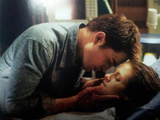 archivetwilight's tweet image. "Rob normally has that sense of humor where he at everything. But not that day. It was like he was hooking into what it would feel like to lose Kristen." - Bill Condon.