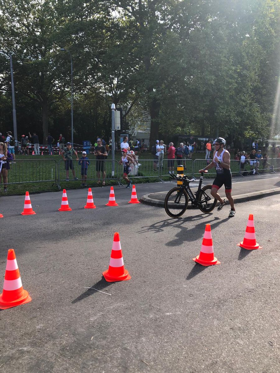 PROCYCLINGTRIA1's tweet photo. Empezamos la semana con una gran felicitación para nuestros atletas Poblete y Beto quienes tuvieron una gran competencia en #WTSLausanne ahora a recuperarse que nos espera el #703WCNice https://t.co/BARnzDoZ0p
