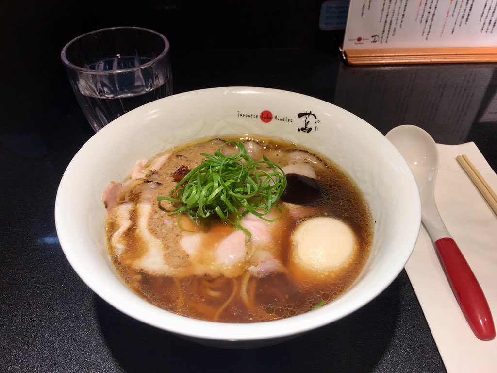 nomade-geek tweet media