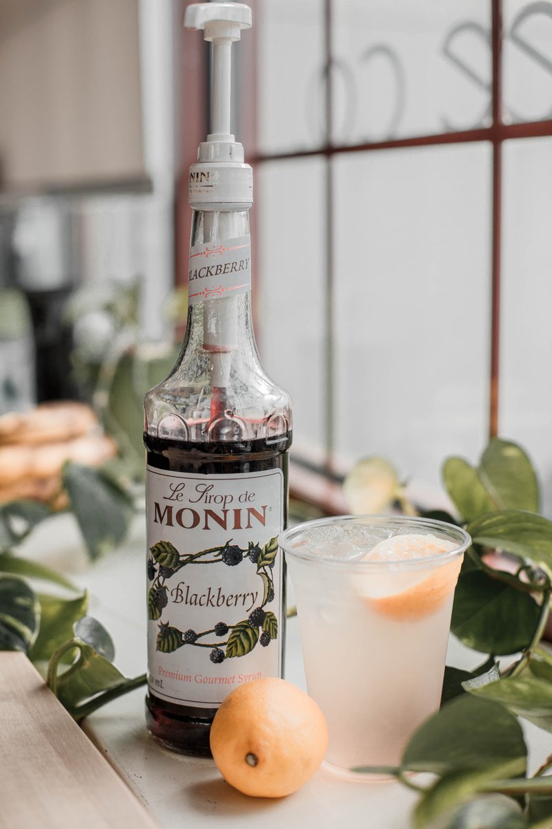 PressCoffee_ic's tweet image. It&apos;s already Wednesday! Stop in for a quick cup of Kenya or Peruvian. But you better try one of our Summer Specialties before they&apos;re gone- lemonade is about to go into hibernation! #needcoffee #presscoffee #SummersOverWhen #capanna #cafedelsol