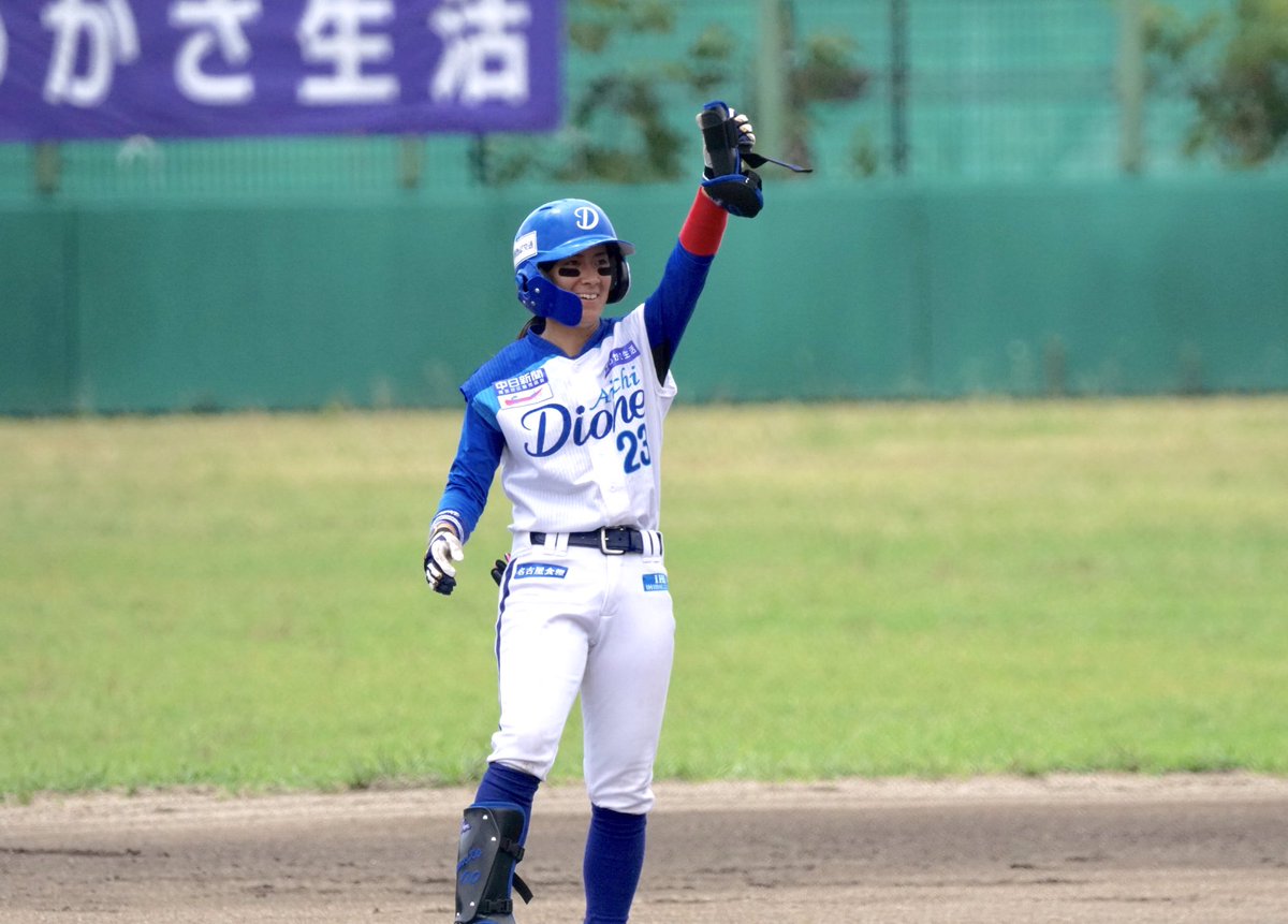 Yasuhiro Fujita 未定 V Twitter 明日もグラウンドを縦横無尽に 駈け回って下さいね 小春選手の猛チャージで ライトゴロも期待しています 拡がれ女子プロ野球 愛知ディオーネ 西山小春 選手 チームの雰囲気を変えれる選手の１人