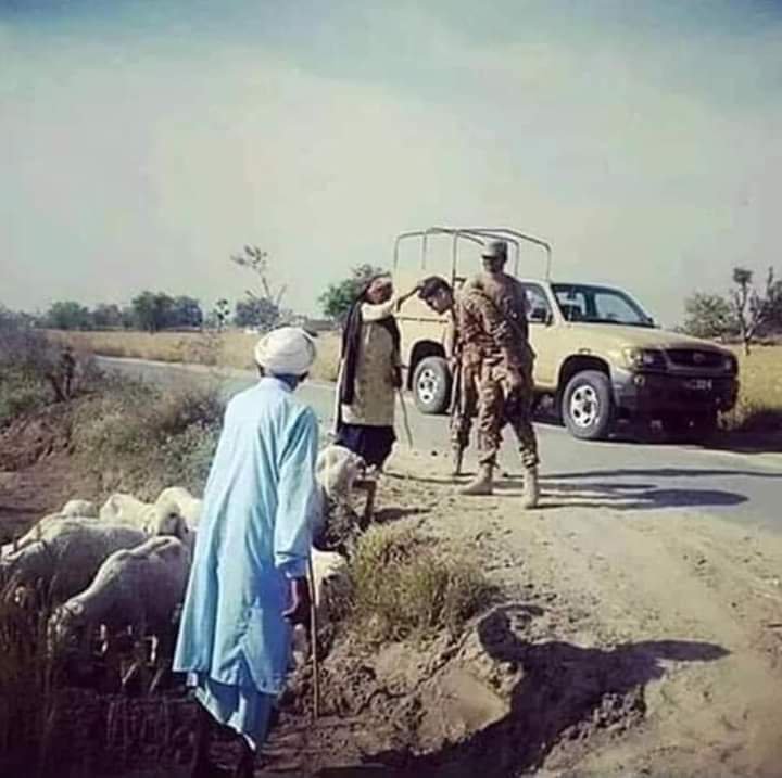 جس دن میں نے پاک فوج کا دفاع کرنا چھوڑ دیا 
 اس دن سمجھ لینا بلوچ اس دنیا میں نہیں  رہے

love pak army😘