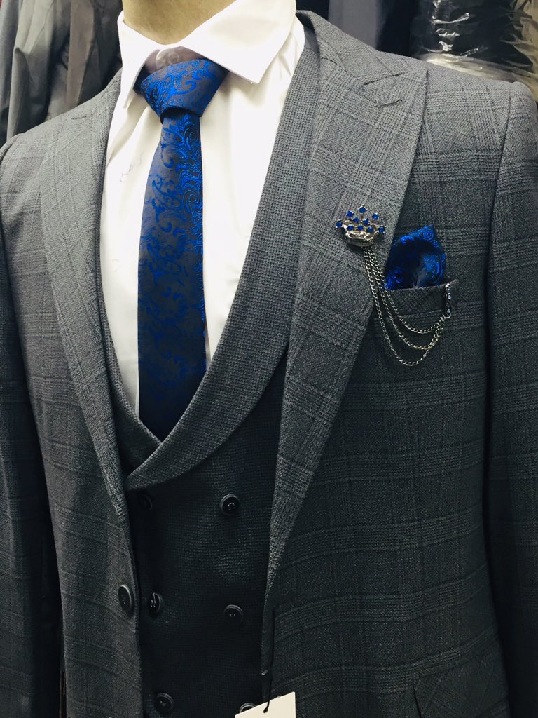 jinan_jackets's tweet photo. جنان لإيجار البدل الرجاليه 💙
For info 0911000920 https://t.co/S2IM2rYTow