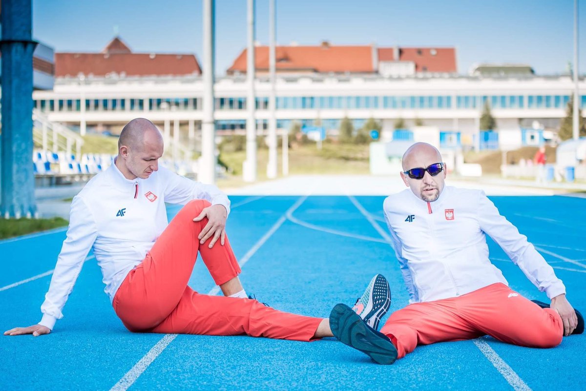 poznanmaraton's tweet photo. Duet Marcin Grabiński & Marcin Kęsy, 19 października wygłoszą wykład dla biegaczy 20. @poznanmaraton 🇵🇱 posłuchamy m. in. jak wygląda ich droga do Tokio 2020! Foto: Piotr Oleszak #poznanmarathonteam #poznanmaraton #prelekcje #reprezentancipolski #runners #Tokio2020 #maratonczyk https://t.co/kHx1KseAyy