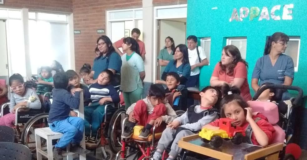unjuonline's tweet photo. Estudiantes de Ingeniería Industrial fabricaron dispositivos para niños de #Appace
Sobre la experiencia vivida estudiantes a punto de egresar, Érica expresó “es muy enriquecedor porque podés aplicar una herramienta directamente a la sociedad
https://t.co/uKuC0jheHn
#Jujuy https://t.co/Vzi3aNciEF