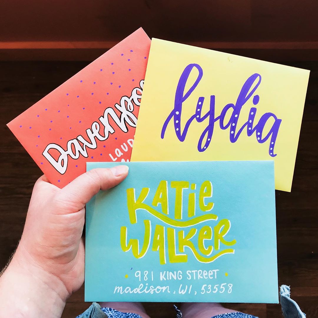 Paper_Source's tweet photo. A pop of color is always a nice thing to see in your mailbox! Mix and match your stationery with exclusive colors from the Paper Bar. Photo: @papersource_marlton.
#paperbar #papersource #PSMailroomMonday #snailmail #specialdelivery #colorful https://t.co/f57b7VdQqq