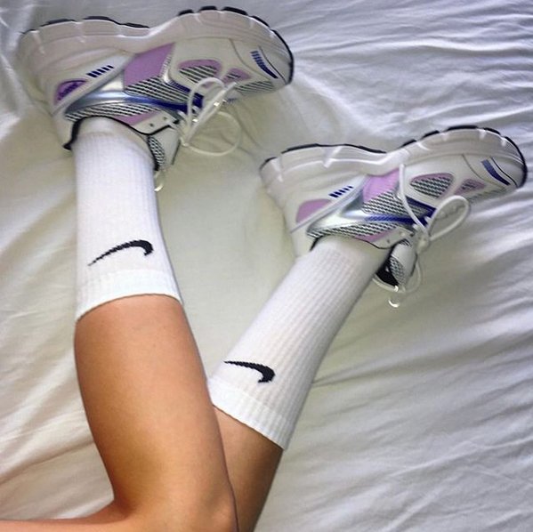 axel arigato marathon runner orange