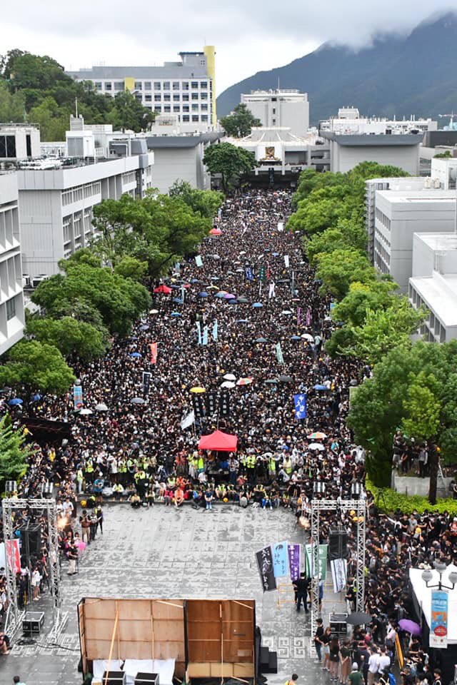 RKRabbitKiller's tweet photo. Let’s not forget how we were treated violently by the HK government and also what we have all been through together this summer. Let it be not merely an assembly, but a great opening ceremony.
#CatchyFire
#FightForFreedom #StandWithHongKong #AntiELAB #HK https://t.co/VqQggg6dNb