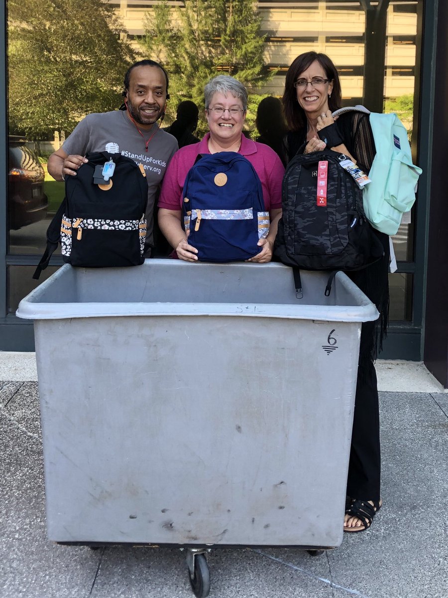 KAAIllinois's tweet photo. Thanks to Julie Bartell (pictured) & her sister Nancy of Northbrook UMC for participating in our #2019BackToSchoolDrive, helping our kids reach their potential!
#ABetterLife #Generosity #Backpacks #SchoolSupplies #CSGratitude https://t.co/w9qBBq2Hf1