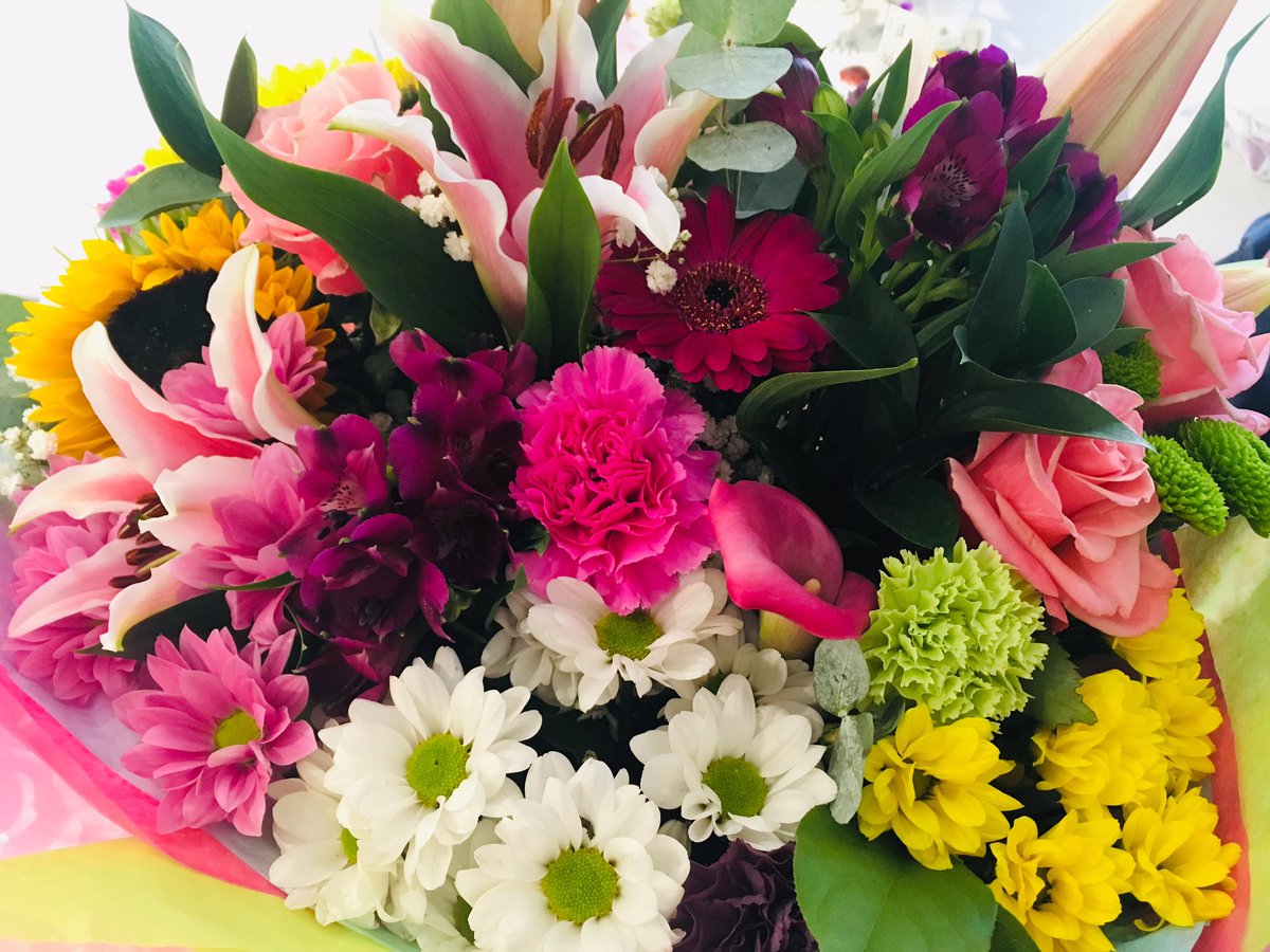 Huge thanks to @RegCompBeth for my beautiful flowers! She’s been a real asset to the team and will be much missed but is now going to be an amazing trainee and solicitor!