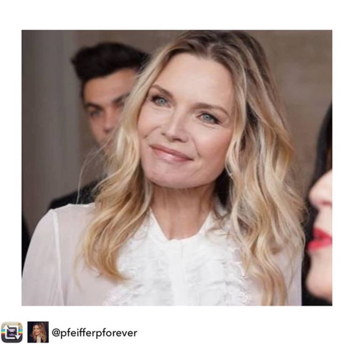 PfabPfeiffer's tweet photo. #MondayMorningSunshine
Hail to @PfeifferPforeva pfor sharing this .. seriously! Have you ever? The beauty is endless and that smile, we can never unsee❣️❣️👀👀
HAPPY MONDAY YA’LL!!
#MichellePfeiffer #GOAT #Pfierce #Pfoxy #Damn 🔥🔥🔥🔥 https://t.co/eGK5XsdFyh