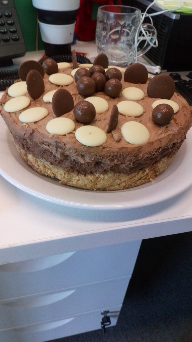 elainejones_1's tweet photo. Thanks to Dan, I won't be winning the #gbbo office sweepstake so here's my homemade chocolate cheesecake #callmenigella https://t.co/g6ch6Pgvu6