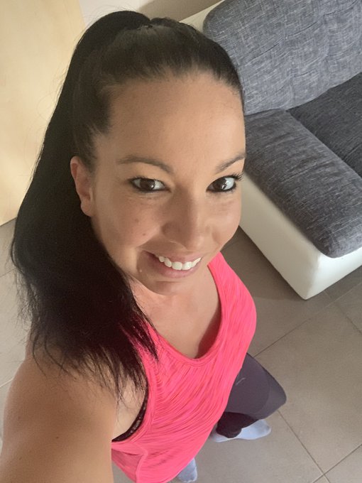 Wie war euer Wochenstart? 😘                 #SweetMelli #visitX #mydirtyhobby #big7 #webcamgirl #camgirllife<a href="/tag/sweetmelli"class="tags">#SweetMelli</a><a href="/tag/longhair"class="tags"><span>#longhair</span></a><a href="/tag/monday"class="tags"><span>#monday</span></a><a href="/tag/webcamgirl"class="tags"><span>#webcamgirl</span></a><a href="/tag/big7"class="tags"><span>#big7</span></a><a href="/tag/camgirllife"class="tags"><span>#camgirllife</span></a>