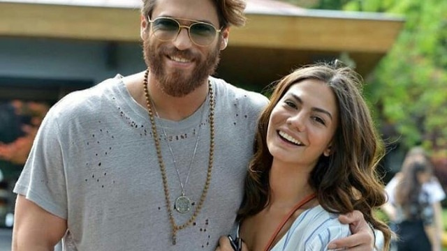 Bu hafta IMDb'de sıçrama yapan iki oyuncunun; 
Erkenci Kuş'un İki başrolü #CanYaman ve #DemetÖzdemir'in performans kıyaslaması -> soci.pw/d0DBw