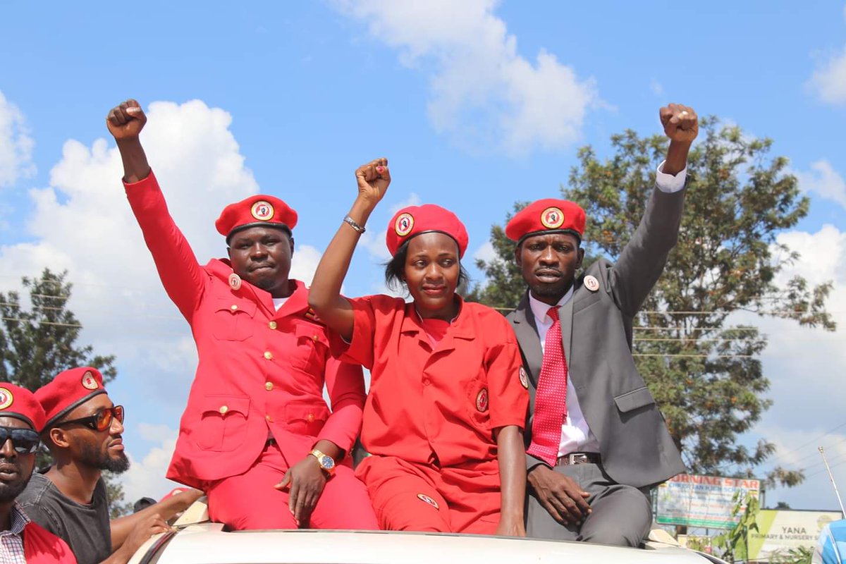 joseUganda's tweet photo. The triumphantly entry of @HEBobiwine and @ZaakeFrancis into Hoima district to campaign for Hon. Nyakato in the Hoima woman Mp bi-election.
The place was painted red.
@JoelSsenyonyi @KayabulaE @eddie_mutwe @norbertmao @BostonKabuye @People_Power_Ug
#RedBeretWeek https://t.co/hImDWYGYwb