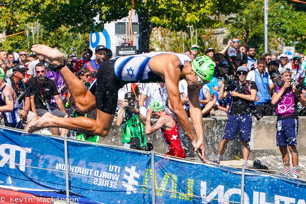 What a day! The word is there were 200,000 people out along the course at the #WTSGrandFinal #wtslausanne . We recap the exciting men's race won by <a href="/kristianblu/">Kristian Blummenfelt</a> in pictures!
triathlonworld.com/races/blummenf…