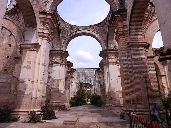 BonwiRewards's tweet photo. Exploring The Ruined Churches of Antigua, Guatemala https://t.co/VleolNaUD1 #bonwipoints https://t.co/y5F2m5ca58
