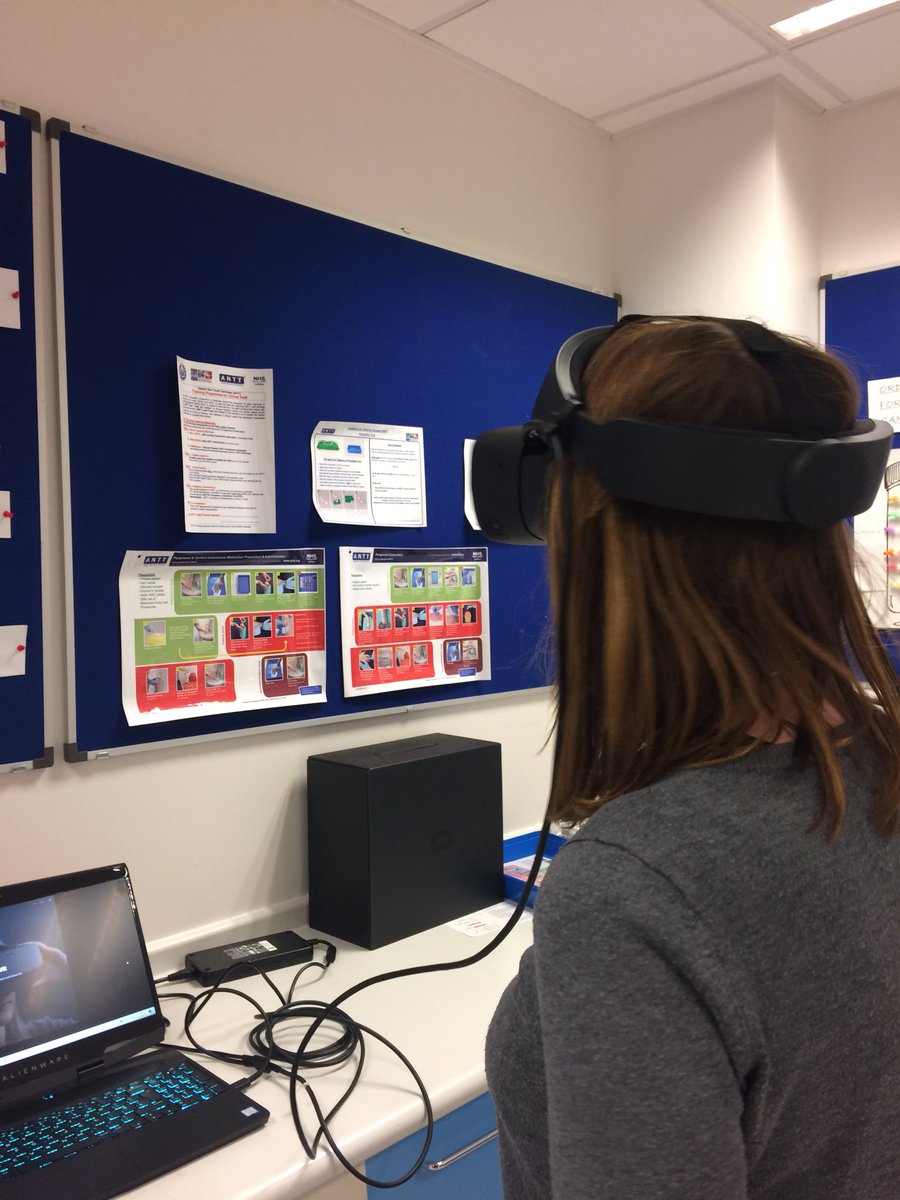 <a href="/clinskillsed/">Clinical Skills Edin</a> <a href="/Roybena/">Susie Roy</a> trying out our new VR oxford medical sim kit - the students will love the patient scenarios we love the dinosaurs chasing you !!#vertigo