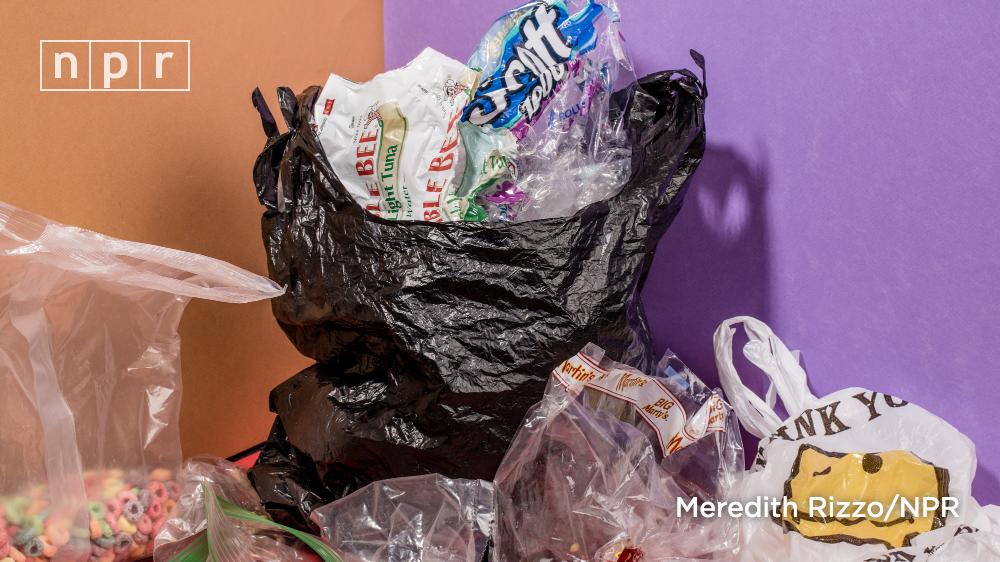 Have you been tossing out the plastic liners from cereal and cracker boxes? 🛑

You can return them to your grocery store for recycling along with other bags and wrappers. Learn more about which plastics are actually recyclable and which become trash👉 n.pr/2jX4TOu