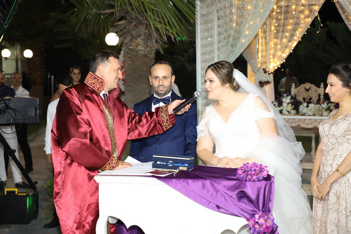 Lütfü Savaş