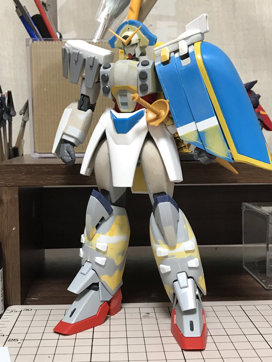 シャッフル同盟 ジャック・イン・ダイヤ1/100 ガンダムローズ完成しました！ MGシャイニングをベースにプロヴィデンスの腰から下をくっつけて、パテやプラ板でスクラッチしました。 かなり時間が掛かりましたが得たものは大きかったと思います！ #Gガンダム #オラザク2019 #1/100ガンダムローズ