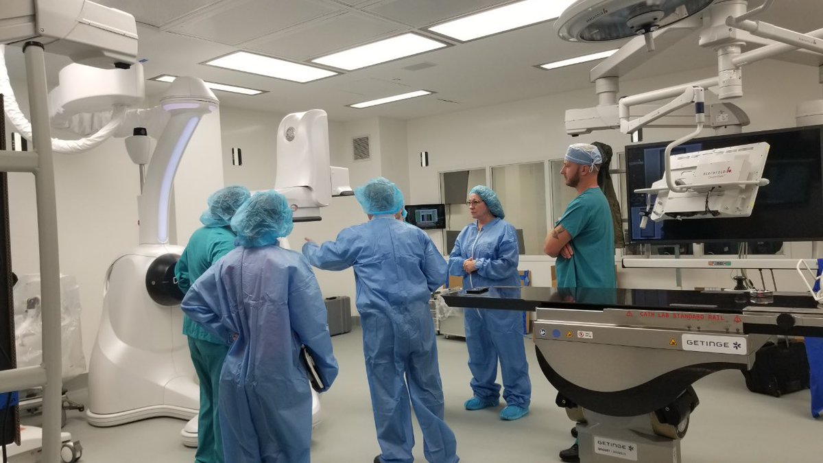 RichWebster215's tweet photo. Our new Operating Room at #JeffersonMethodist @TJUHospital is almost ready!  State of the Art imaging technology and spine robotics!  #WeImproveLives! https://t.co/xxYVnwyOES