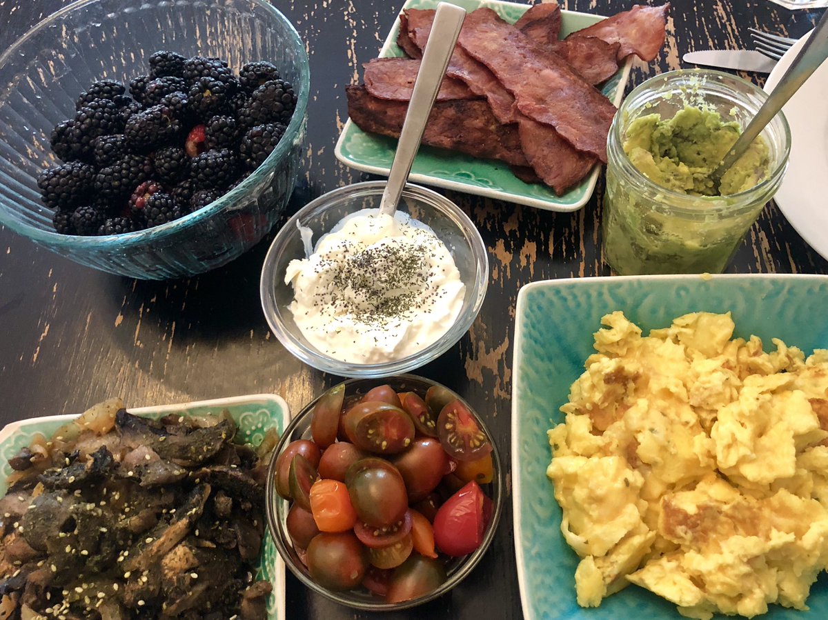 KaminskiMed's tweet photo. One of the joys of spending a long weekend at home (writing papers &amp; grants) is cooking many meals for (some of) the women in my life #PCCMeats #ChiefsThatCook #WorkLifeBalance #LaborDayWeekend https://t.co/m93KFGOoB1