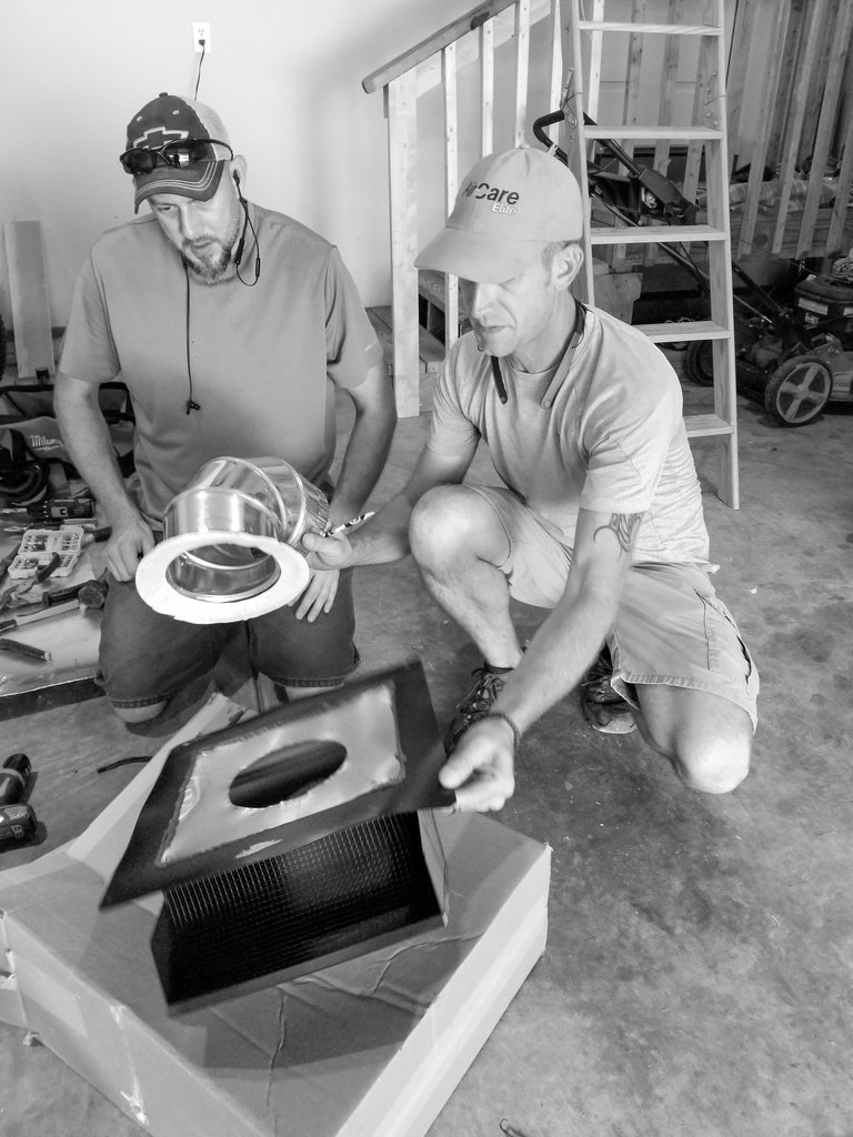 MonticelloHome's tweet photo. On this Labor Day want to thank all those who labor on our homes and remodels, they all contribute so much to the overall success of our projects.
#CustomBuilt #MonticelloHomes
#keepcraftalive #passion #homedesign #buildingwithpassion #builder #homebuilder #buildingdreams https://t.co/Ex6dlnGeFL