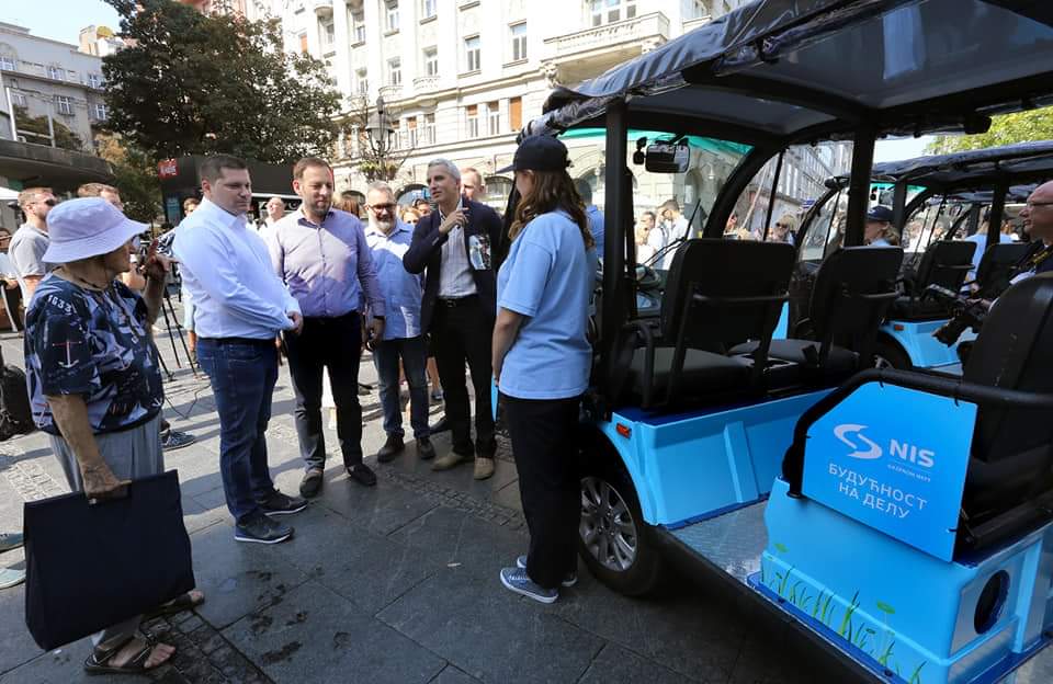 andrejam75's tweet image. У центру Београда почео са радом "Врабац сервис"