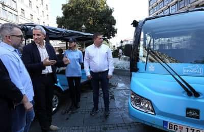 andrejam75's tweet image. У центру Београда почео са радом "Врабац сервис"