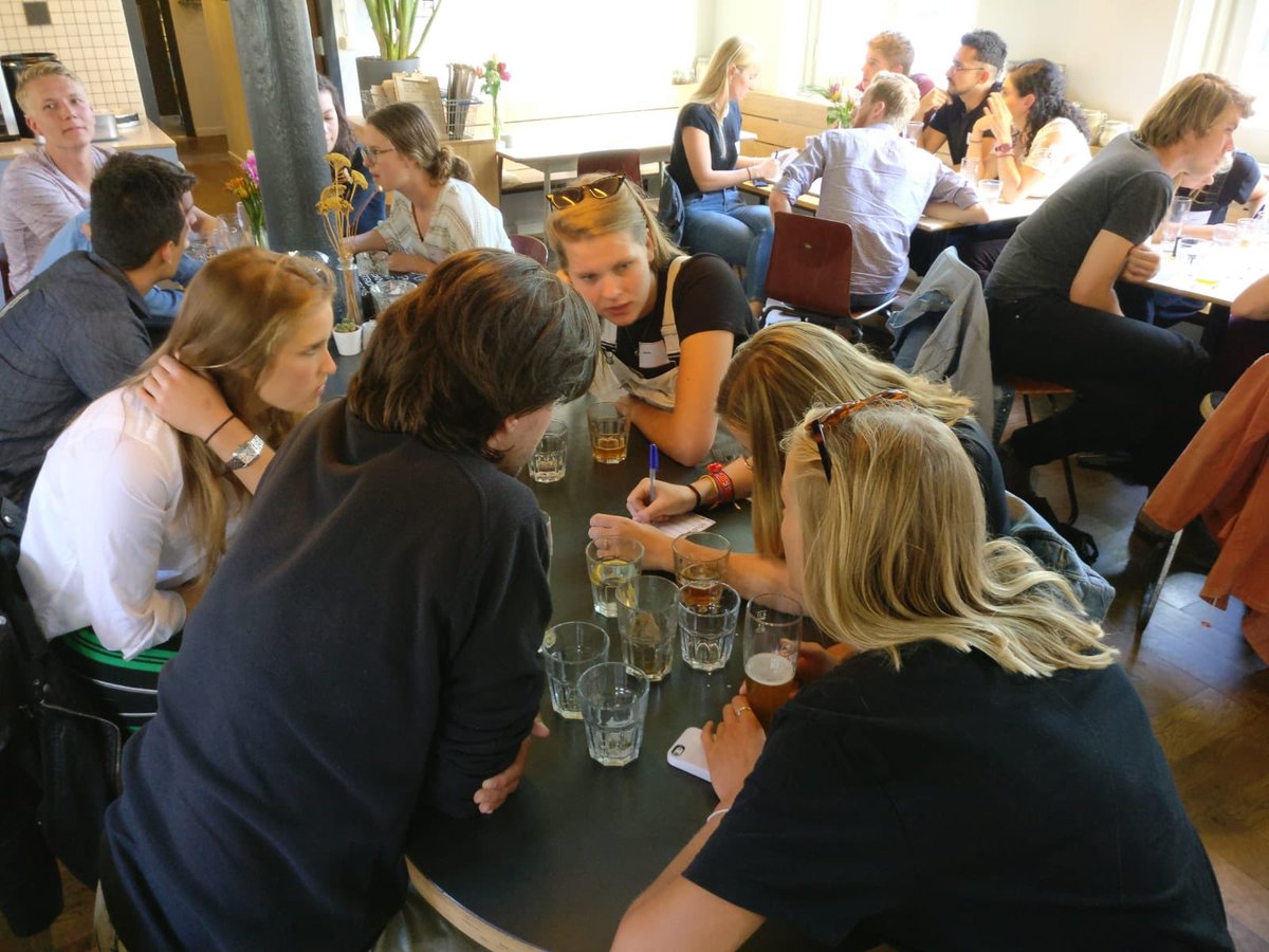 AMS_institute's tweet photo. We welcomed a new group of curious and ambitious MSc MADE students today! After introductions, we went to @INSTOCK_NL to learn more about #foodwaste and #sustainabilty. Looking forward to tackeling urban challenges with this group in @AmsterdamNL the coming 2 years! @WUR @tudelft https://t.co/66cOO9qwVs