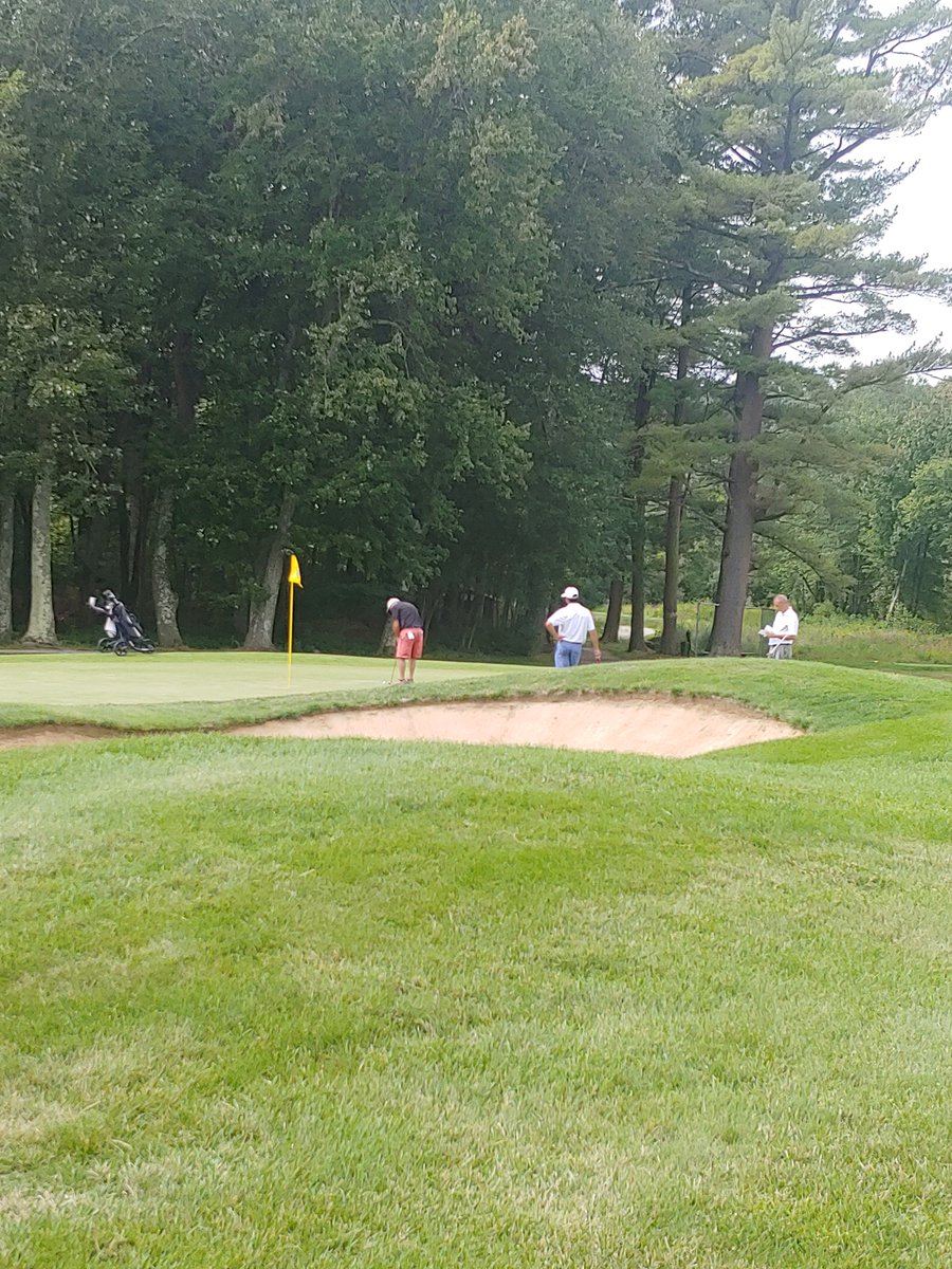 Tough to say for sure as I'm watching stroke play of the 3 final groups but it doesn't appear anyone's pushing last years champ and leader Jeff Mitchell