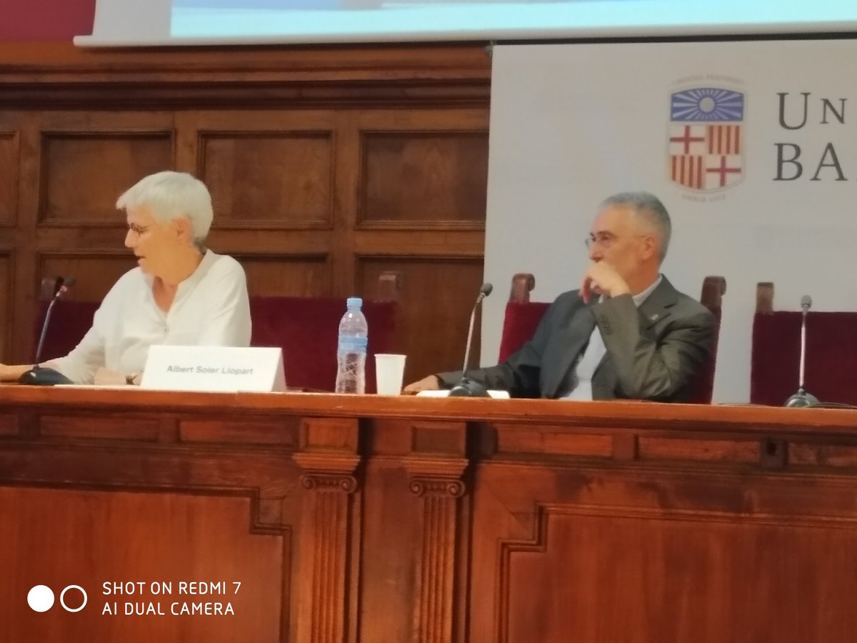 ahlm2019's tweet photo. Conferència plenària: Dra. Lola Badia, "Curial e Güelfa: un clásico anónimo para el canon europeo" @FilologiaUB @IRCVM #AHLMbcn2019 https://t.co/ghzPce0T92