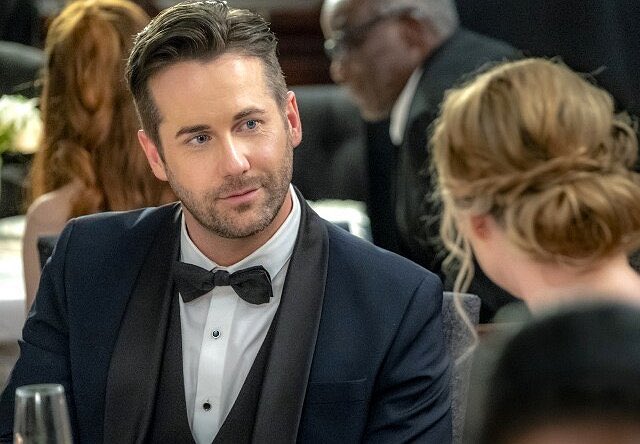 NiallMatterFans's tweet photo. Happy Labor Day everyone! We want to use today’s #MatterMonday to see everyone else’s favorite pictures/gifs/etc of @niallmatter Drop a reply below with a favorite of yours from any movie or tv show that Niall has been in. Here are a few of our favorites to get started! https://t.co/bGFpBbpN32