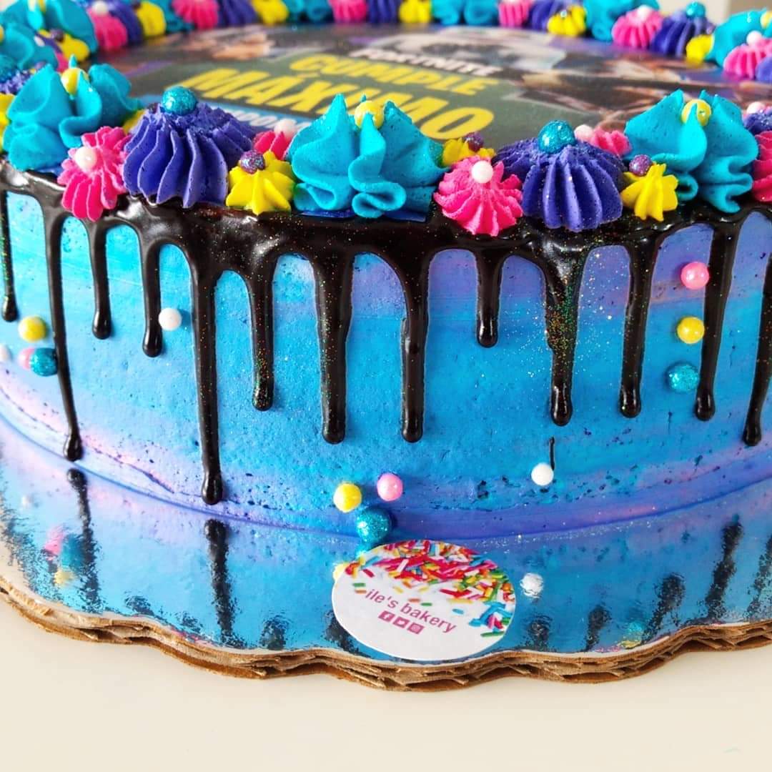 IlesBakery's tweet photo. ¡Feliz cumpleaños Max! 🎮 Gracias @MasterTsukai por tu pedido 😊 #ilesbakery 💖 https://t.co/Ij3XpkNV2n