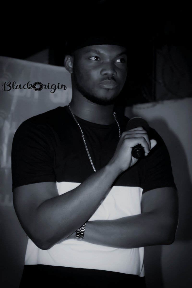 themjlarry's tweet photo. @YungPabiMusic @allanthasugar @Jojo_Fokn
#RWMOH
#BBNzLIVE
#BlackOrigin https://t.co/3DpNRBT2d6