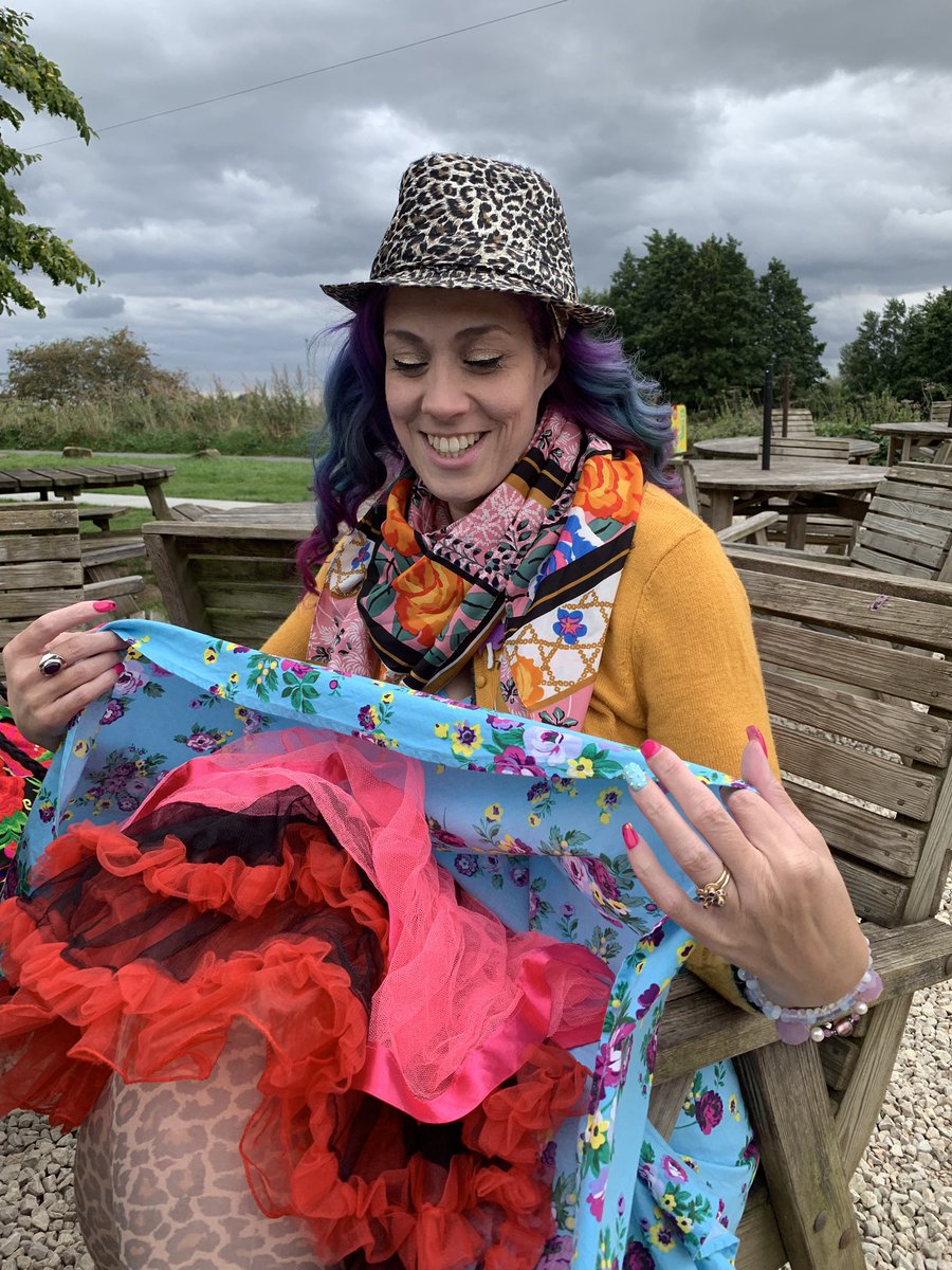 tamar_whyte's tweet photo. #HattonLocksCafe where we did wedding planning & who catered scones for our afternoon tea. They served it in cute frilly mix n match aprons that I sourced off Wish - good sense of humour 😂😂😂 #AnniversaryTour https://t.co/o8TFmX7rSK