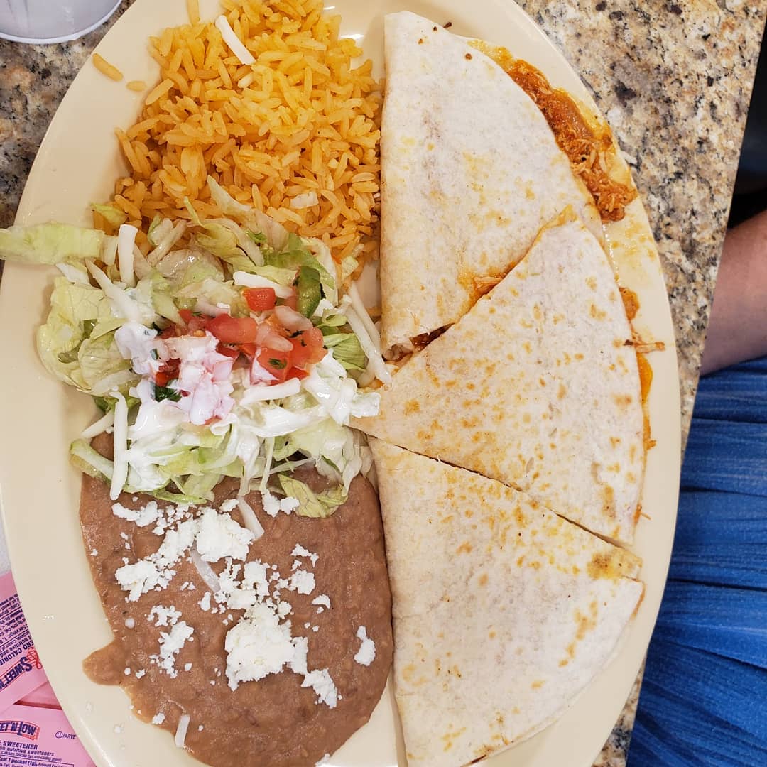 So no matter if your looking for a quick bite or a full blown meal this is a nice option that wont break the bank and provide a alternative to other 'Mexican' fast food joints out there.
 #foodisanadventure #tasty #foodreview #kingburrito #nwaeats