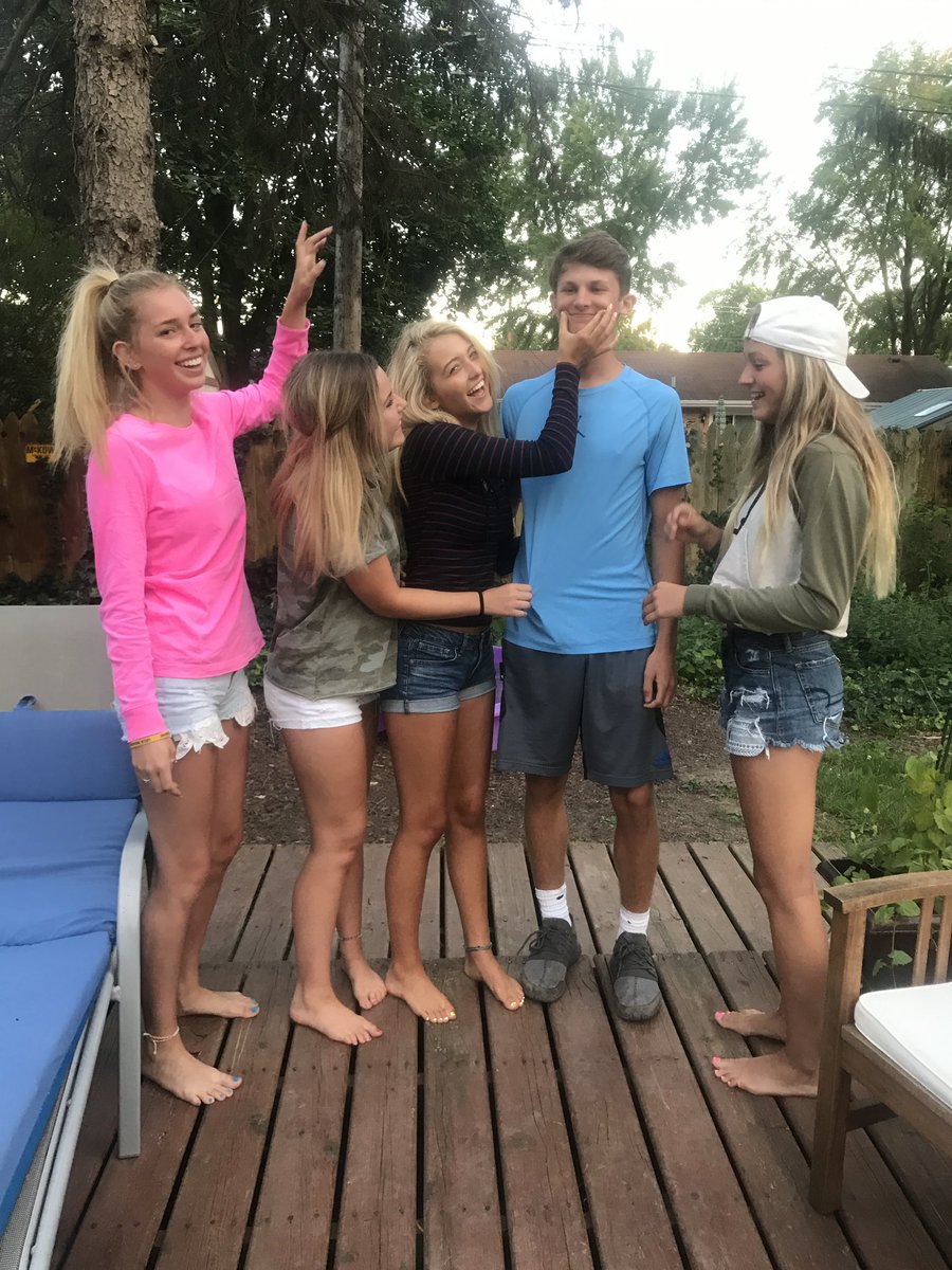 maddiehaschak's tweet photo. Happy birthday col!! You’ll always be another one of the girls in my book🤩 xoxo💕 @Colin11Anderson https://t.co/N8WTfWGHqA