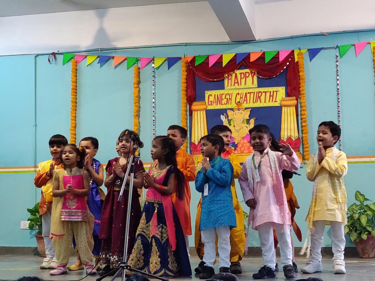 tfsfoundation's tweet photo. Festive mood in the pre primary as they celebrated Ganesh Chaturthi, making different craft items and conducted a wonderful assembly. #GaneshChaturthi2019 #GanpatiBappaMorya #MangalMurtiMorya #FestiveMood #CelebrationsatTFS #LearningThroughCraft #LearningAboutFestivals #TFSGoals https://t.co/Cofe86qYH8