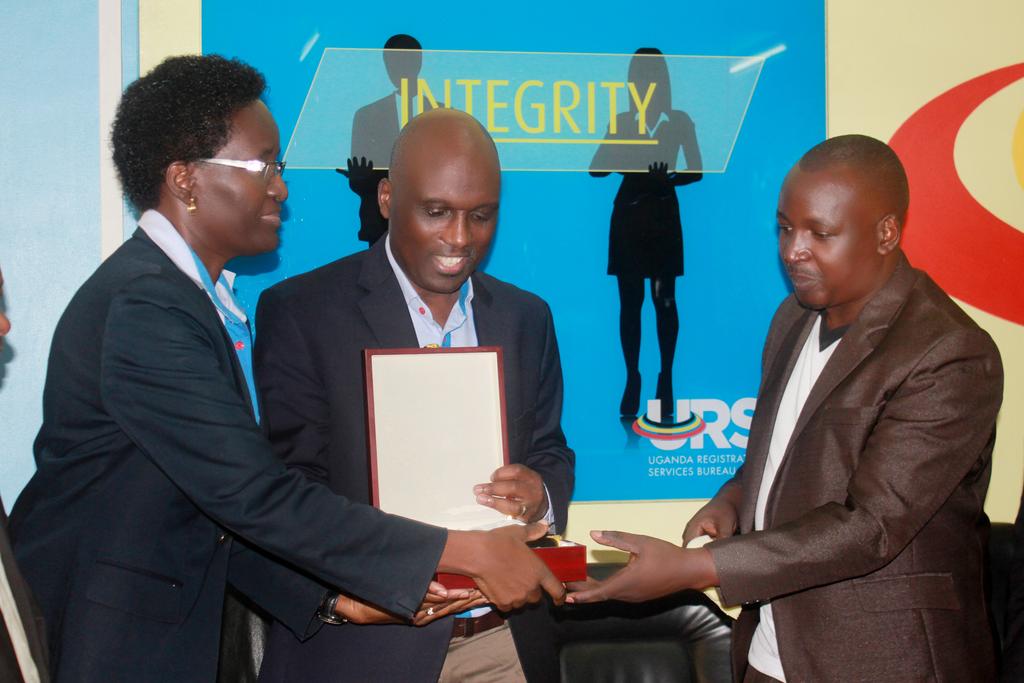 MzeeBwanika's tweet photo. The @URSBHQ Registrar General, Mr. @BemanyaT who was recently awarded by @pearlwoodug for his excellent service in promoting #Copyright has been elected th #President of th @WIPO Advisory Committee on #Enforcement.

Congrats papa. En may God continue blessing u 4 yo generosity. https://t.co/j0qE2C046q