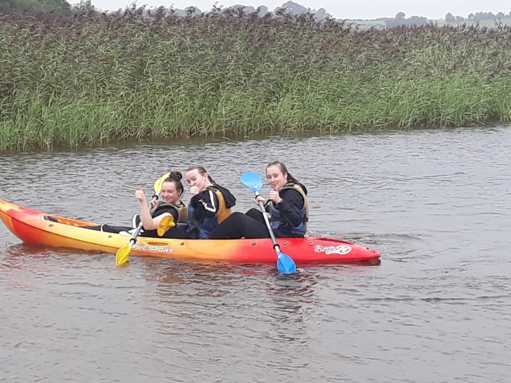 ColaisteNaMi's tweet photo. TY’s spent a great afternoon kayaking at Lilliput Adventure Centre today on their bonding trip! #TYbonding #tyadvetures #cnmty2019 https://t.co/6snF4P6JTV