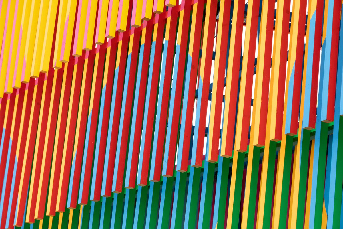 The #ColourPalace by <a href="/Pricegore/">Pricegore</a> and <a href="/YinkaIlori_/">Yinka Ilori</a> is a celebration of colour, pattern and geometry. <a href="/DulwichGallery/">Dulwich Picture Gallery</a> until 22 September. aestheti.cc/z3e-k