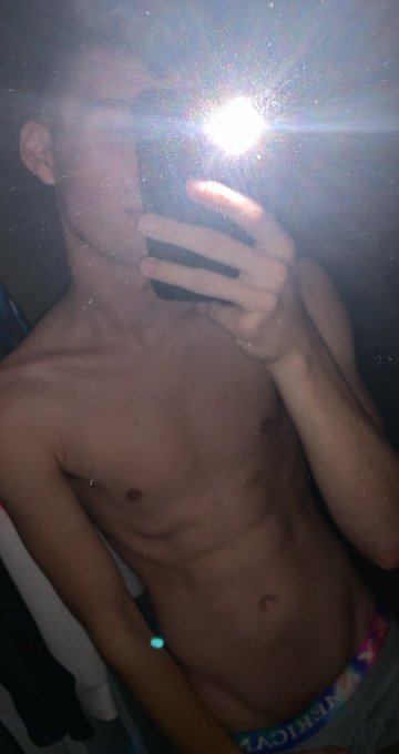 Labor Day but I gotta work haha https://t.co/0uhtEa3C2v