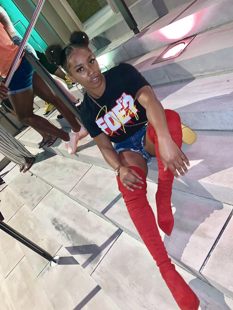 _Vashti's tweet photo. Look👀 how I came, this drip💧is SUPERB🥵🔥 https://t.co/M3aFVAtLqc