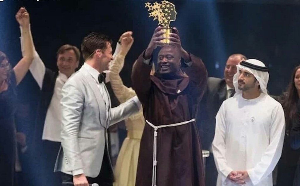 A science teacher from rural Kenya, who gives most of his salary to support poorer pupils, won a $1 million price for the World's Best Teacher.
