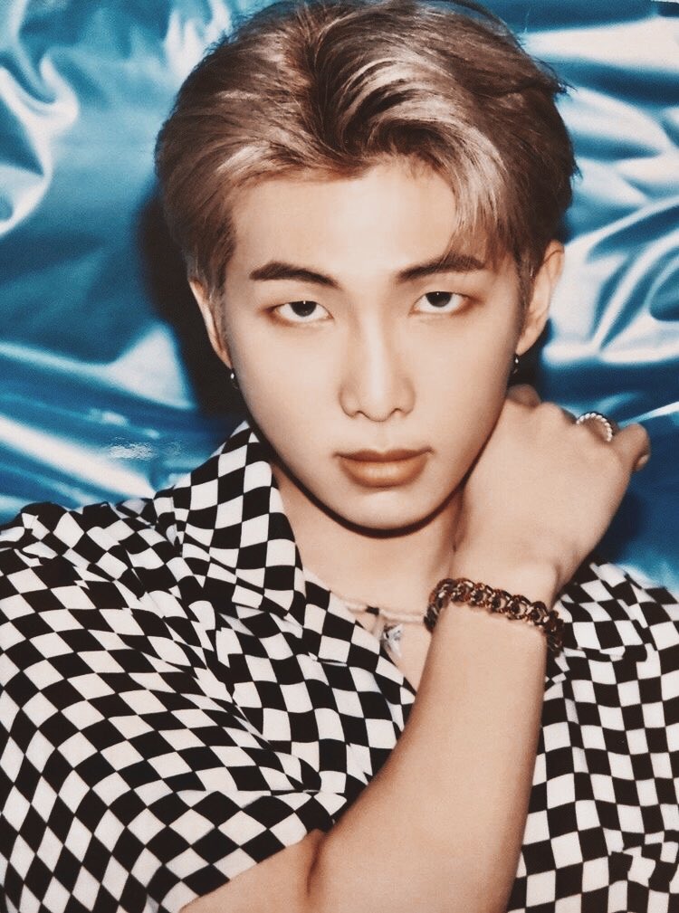 Джун из bts. Намджун бтс. Джун из bts. Джун из bts. Джун из bts.